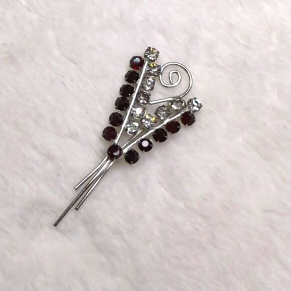 Vintage 60's Clear and Red Rhinestone - Silvertone Spray Brioche - Picture 6 of 11